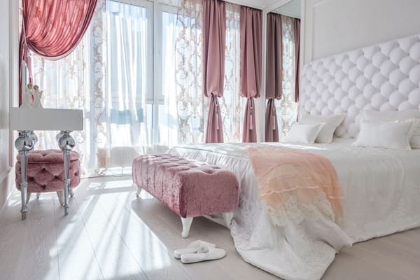  chambre avec décoration classique