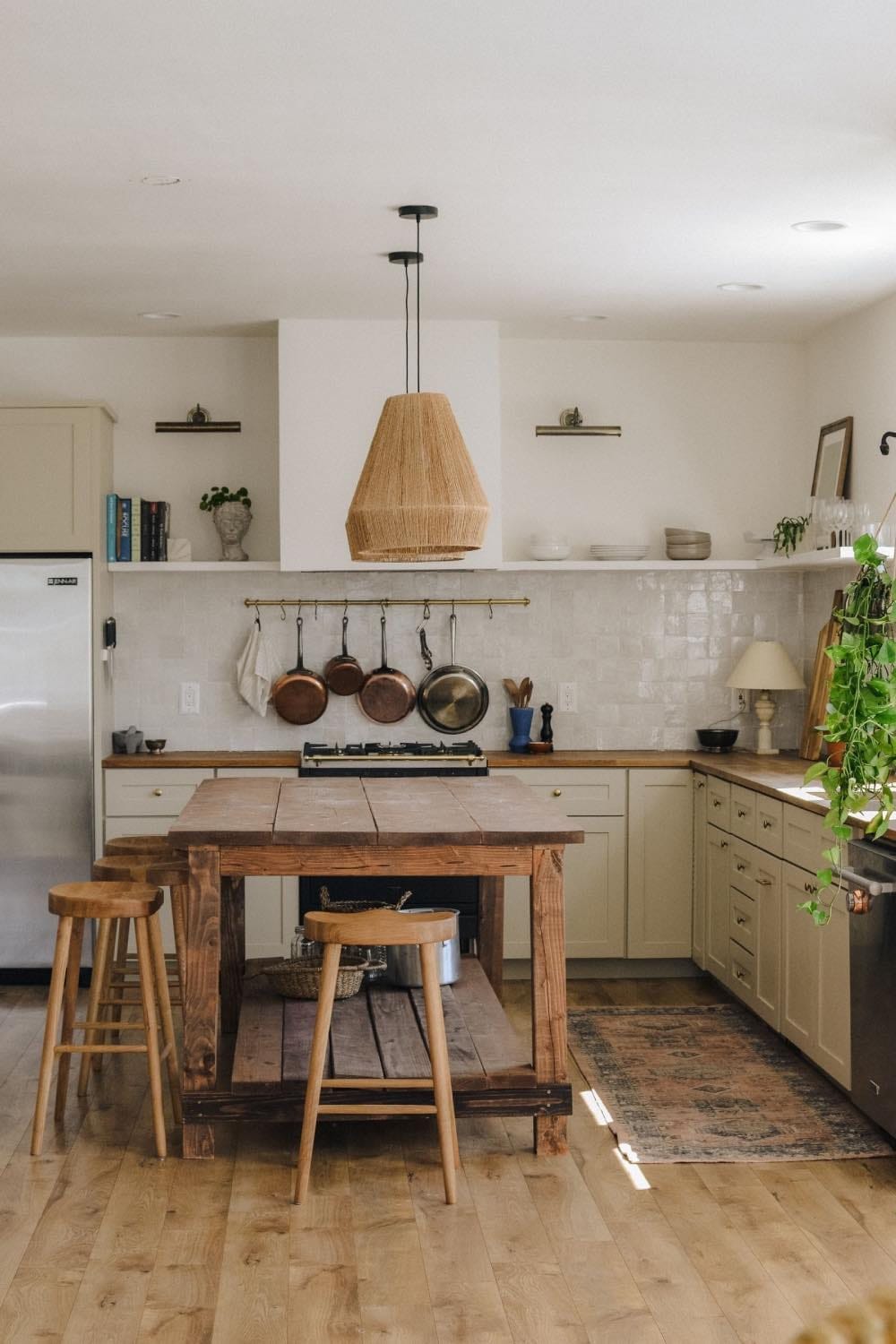 trendy kitchen colors in grey with wood